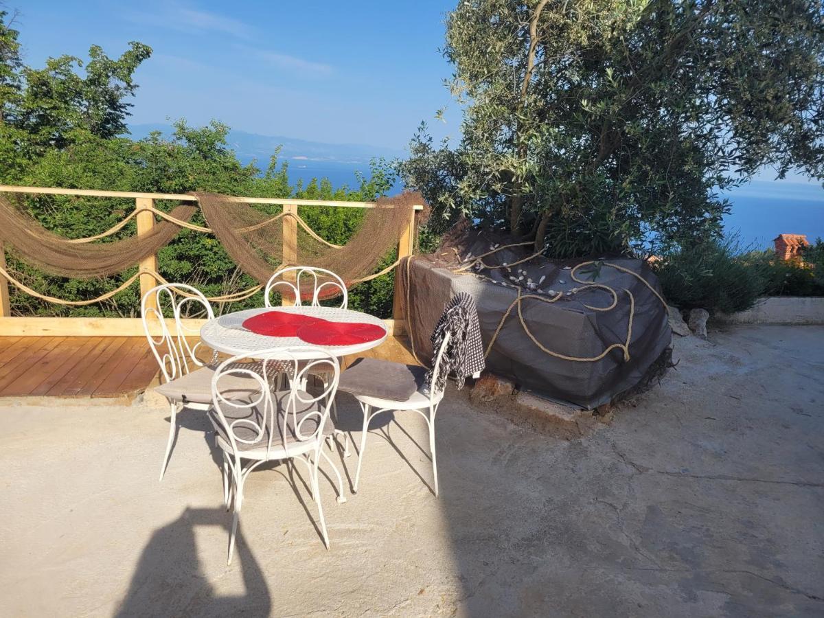 Ferienwohnung Mit Pool Kroatien Mit Meerblick Und Pool Lovran Eksteriør billede