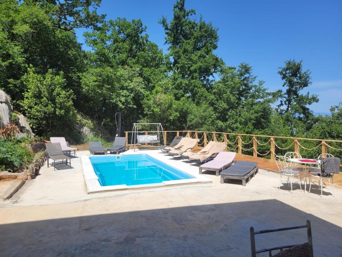 Ferienwohnung Mit Pool Kroatien Mit Meerblick Und Pool Lovran Eksteriør billede
