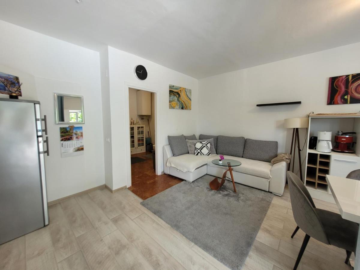Ferienwohnung Mit Pool Kroatien Mit Meerblick Und Pool Lovran Eksteriør billede