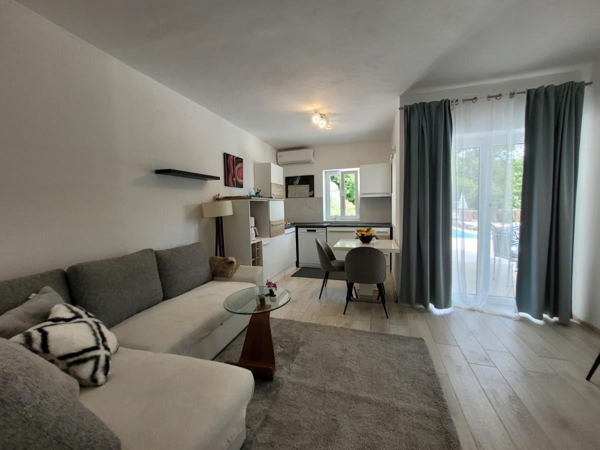 Ferienwohnung Mit Pool Kroatien Mit Meerblick Und Pool Lovran Eksteriør billede
